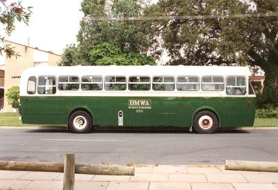 Mtt 654 aec regal vi u2ra bmwa 26 11 89