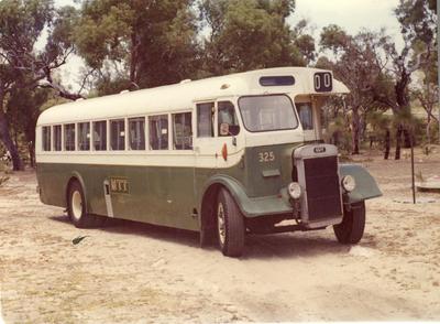 Wagt 101 guy arab iii fd mtt 325 livery 26 12 74