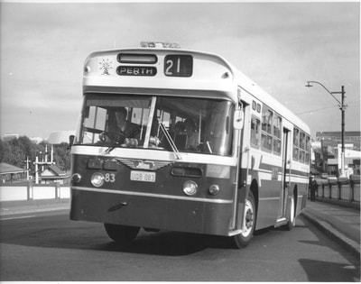 Mtt 83 hino rcp 520p horseshoe bridge 1982 n pusenjak