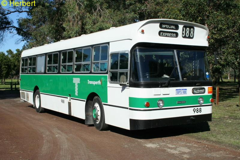 Mtt 988 leyland panther psur1 1r tp whiteman pk 10 7 07